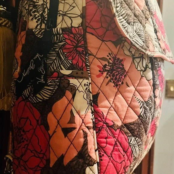 Vera Bradley Quilted Floral Mini Backpack in Pink and Brown or “Mocha Rouge” EUC - Picture 11 of 15